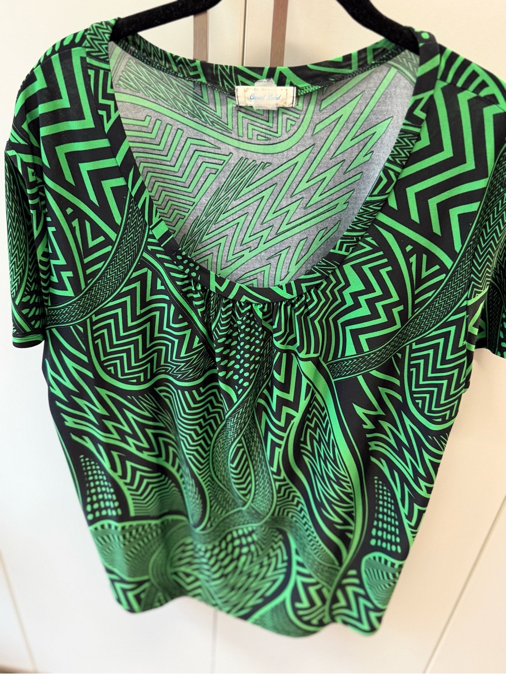 Green Patterned Scoop-Neck Women's Top, 2X/3X